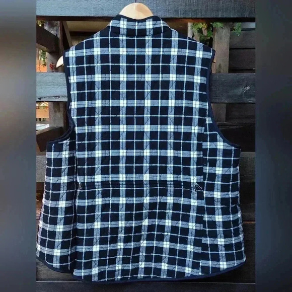 Croft & Borrow Women's Black and White Quilted Vest | Size 2X - Picture 2 of 5